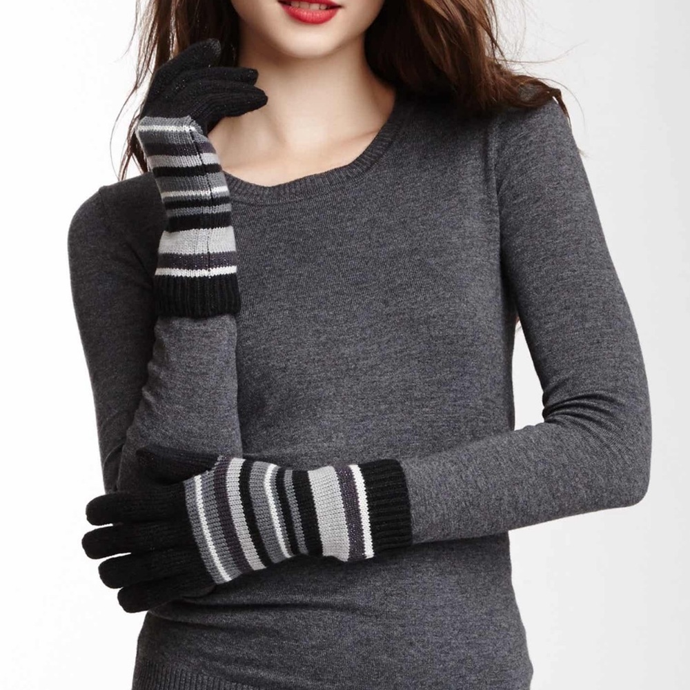 Kensie striped knit gloves.